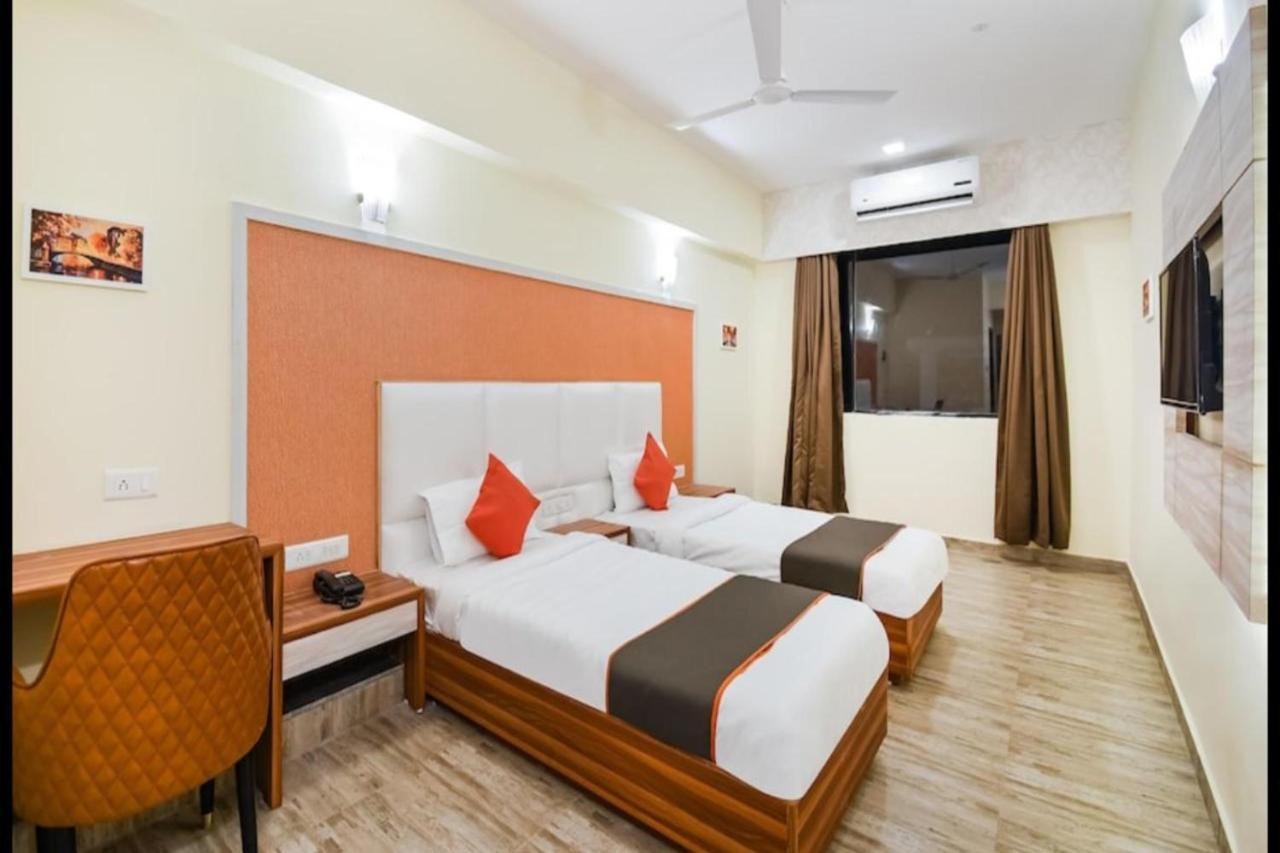 Hotel Golden - I Rāipur Exterior foto